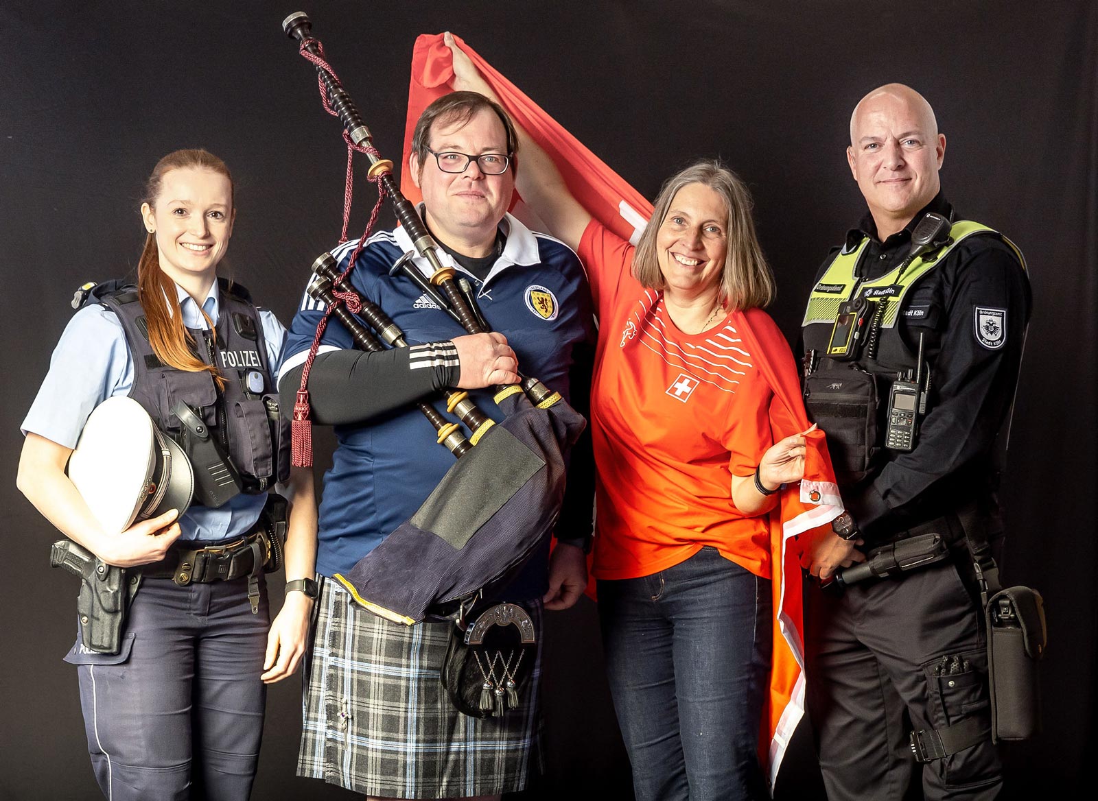 Der Mensch dahinter | Projekt Euro 2024 | Gruppenbild Polizei Schottland
